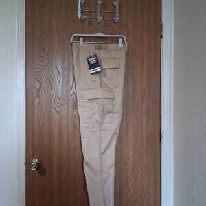 NEW,  Adjustable Waist from 31 to 35 Urban Patrol #3904 BDU Tactical Cargo Pants